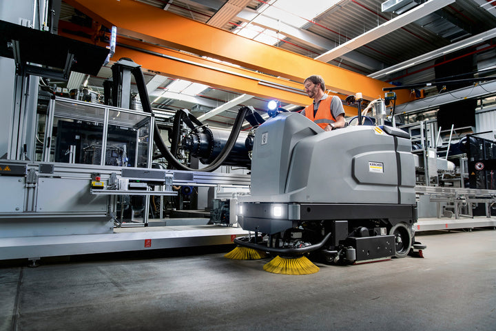 B 260 RI Bp: Customizable Scrubber Cleans Any Industrial Floor