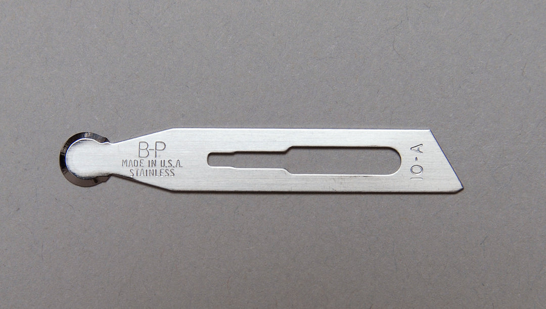 Hojas especiales para cirujanos de acero inoxidable Bard Parker: Tamaño: 10A