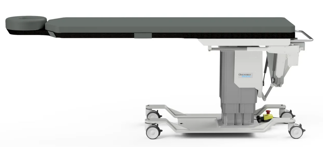 Mesa con reposacabezas CFPM400: precisión y comodidad para procedimientos que requieren tratamiento del dolor