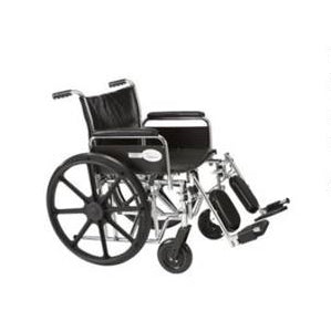 Silla de ruedas cromada: ¡apoyabrazos completos, piernas elevables y plegables!