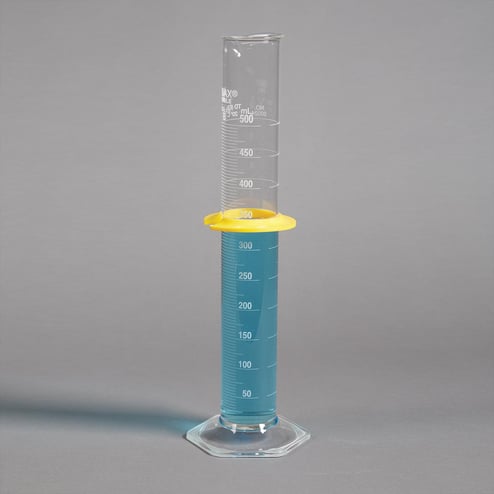 500 mL glass graduated cylinder with enamel graduations and wide base