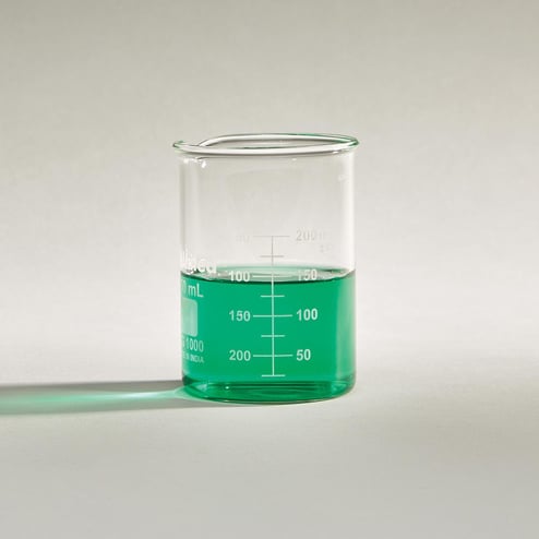250mL glass beaker with white enamel measurement scale and pouring spout
