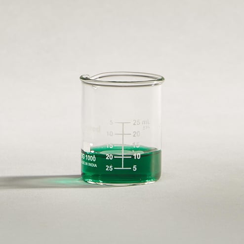 30mL glass beaker with white enamel measurement scale and pouring spout