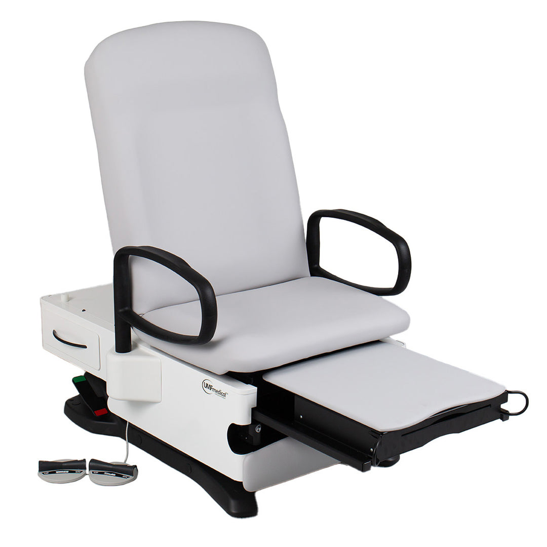 4040 Series with power backrest and foot control system – optimized for ergonomic exams