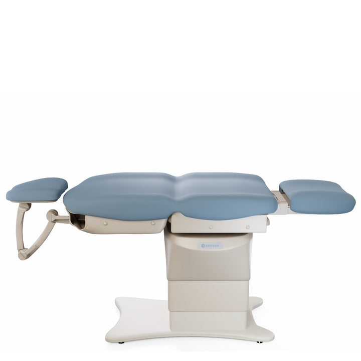 Assist Power Procedure Table showcasing adjustable stirrups