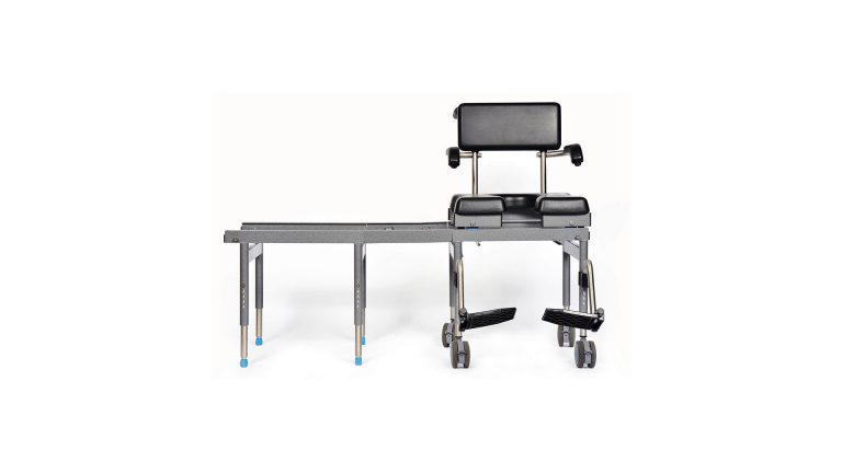 Polyurethane Versa seat with commode opening and padded support