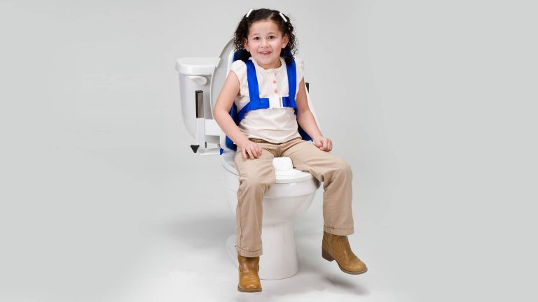Padded toilet reducer ring with built-in splash guard