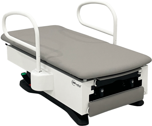 FusionFREEDOM exam chair featuring seamless upholstery and 450 lb weight capacity – accessibility-focused design