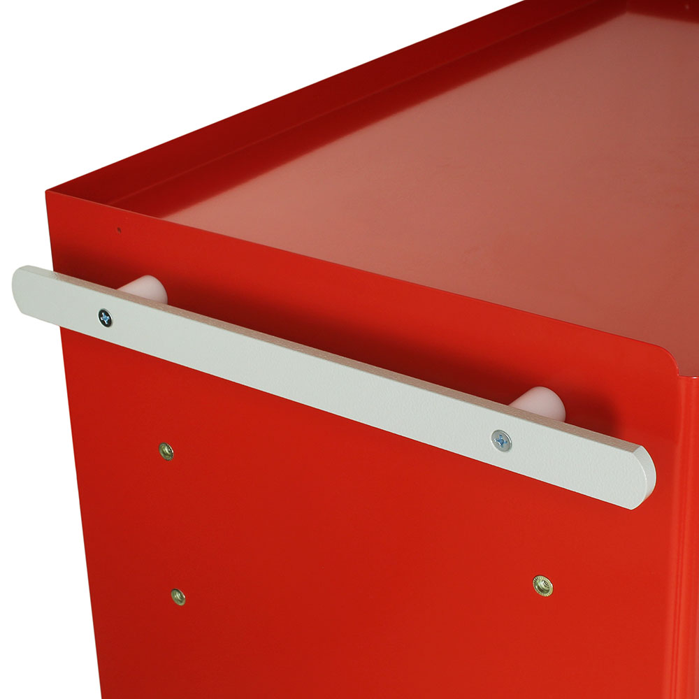 aluminum push side rail mounted on side of harloff medical cart