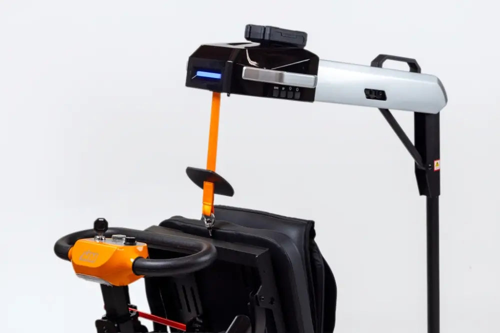 Atlas 4 remote controlled mobility hoist