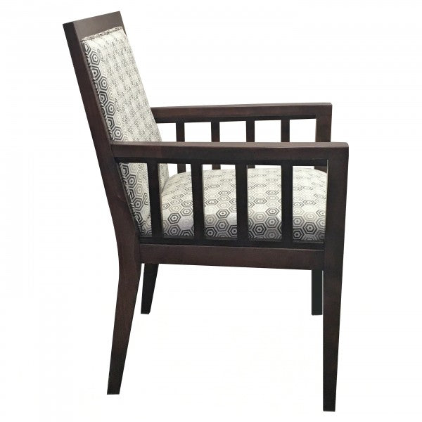 HC1690USB-VS: Executive Chair with Vertical Style