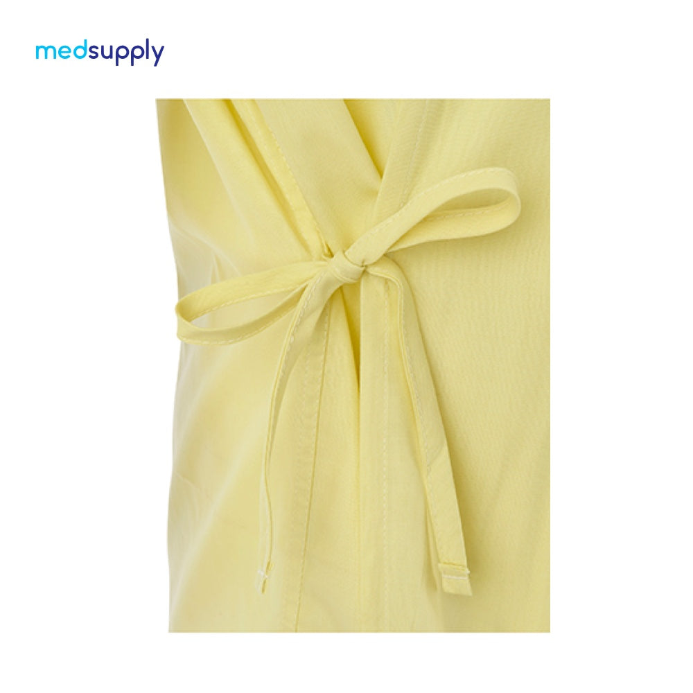 Universal Size Isolation Gown